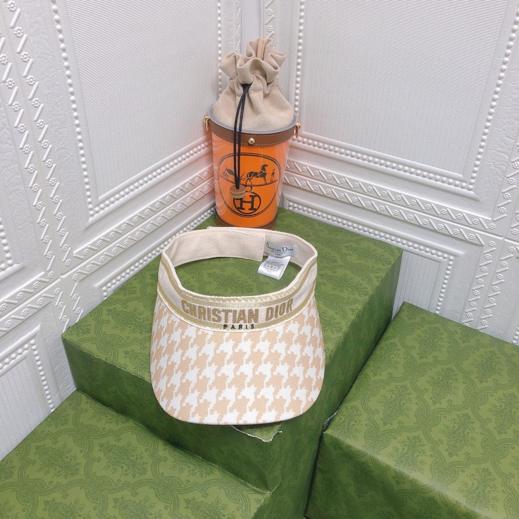 หมวกเบสบอลปักลาย BB เลื่อมสีม่วง Balenciaga999