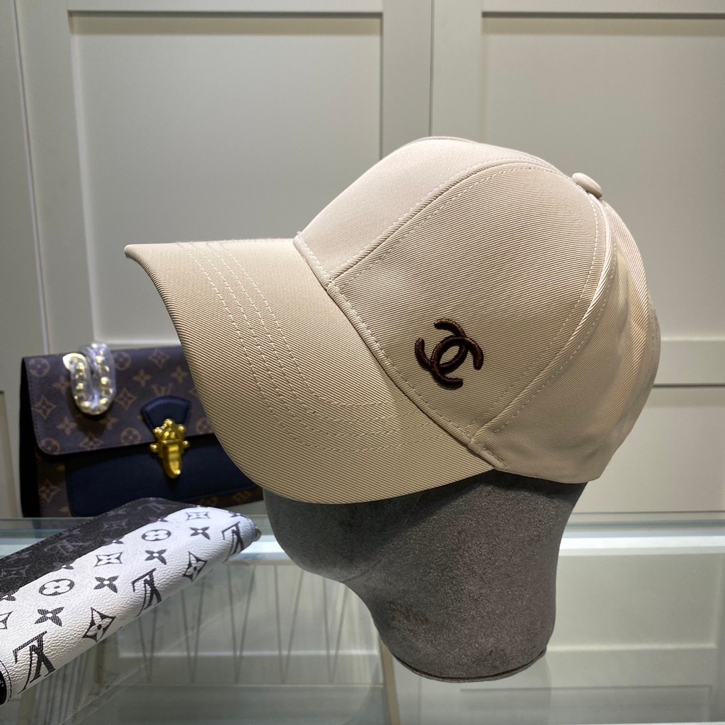 FENDI88 หมวกเบสบอลพิมพ์ลาย FF สีสันสดใส 2766