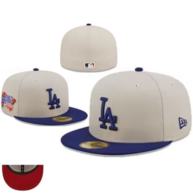 หมวก New Era 9FIFTY ของ LA Dodgers พร้อมฝาครอบติดตั้งแบบแพทช์ด้านข้าง ออกแบบเพื่อแฟนคลับ LA Dodgers