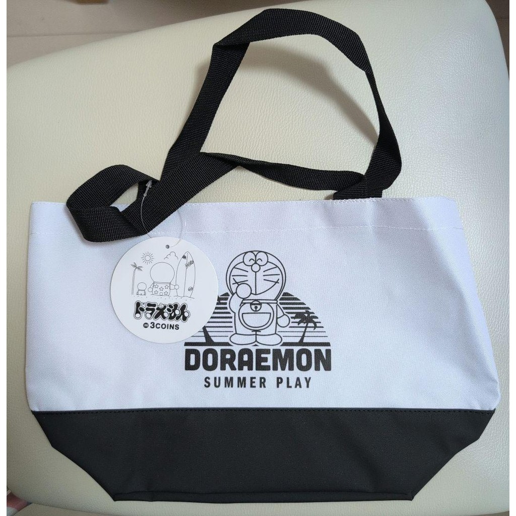 【Direct from Japan】กระเป๋าโท้ตลายโดราเอมอนมินิใหม่ ไม่เคยใช้งาน จาก 3coins【Japan Exclusive】