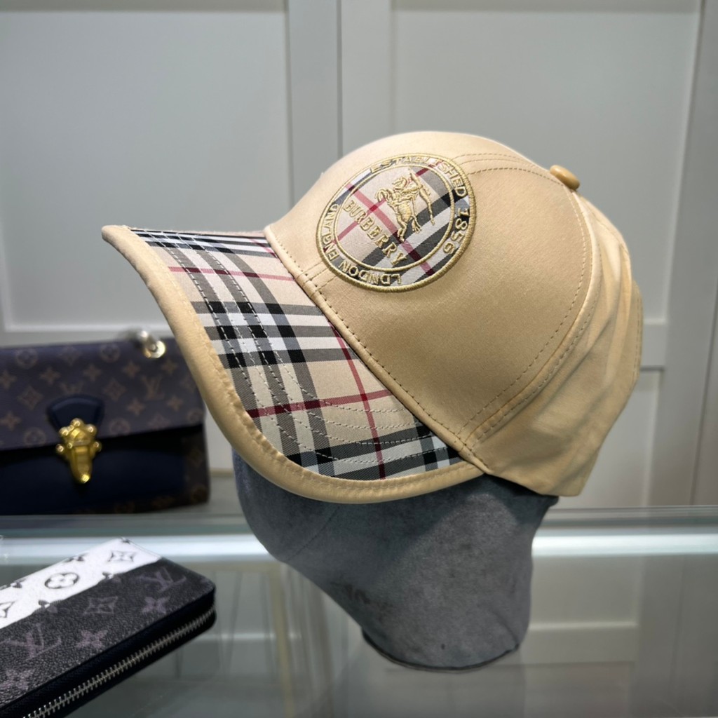 LOEWE888 สีดําสีขาว Big LOGO หมวกถัก Slim High Street แฟชั่น