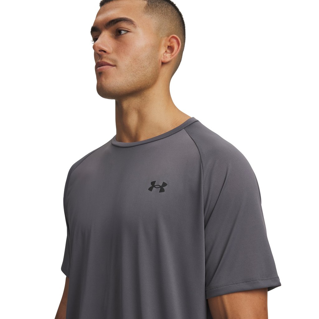 Under Armour เสื้อแขนสั้นสำหรับผู้ชาย UA Tech™ 2.0 — صورة 4