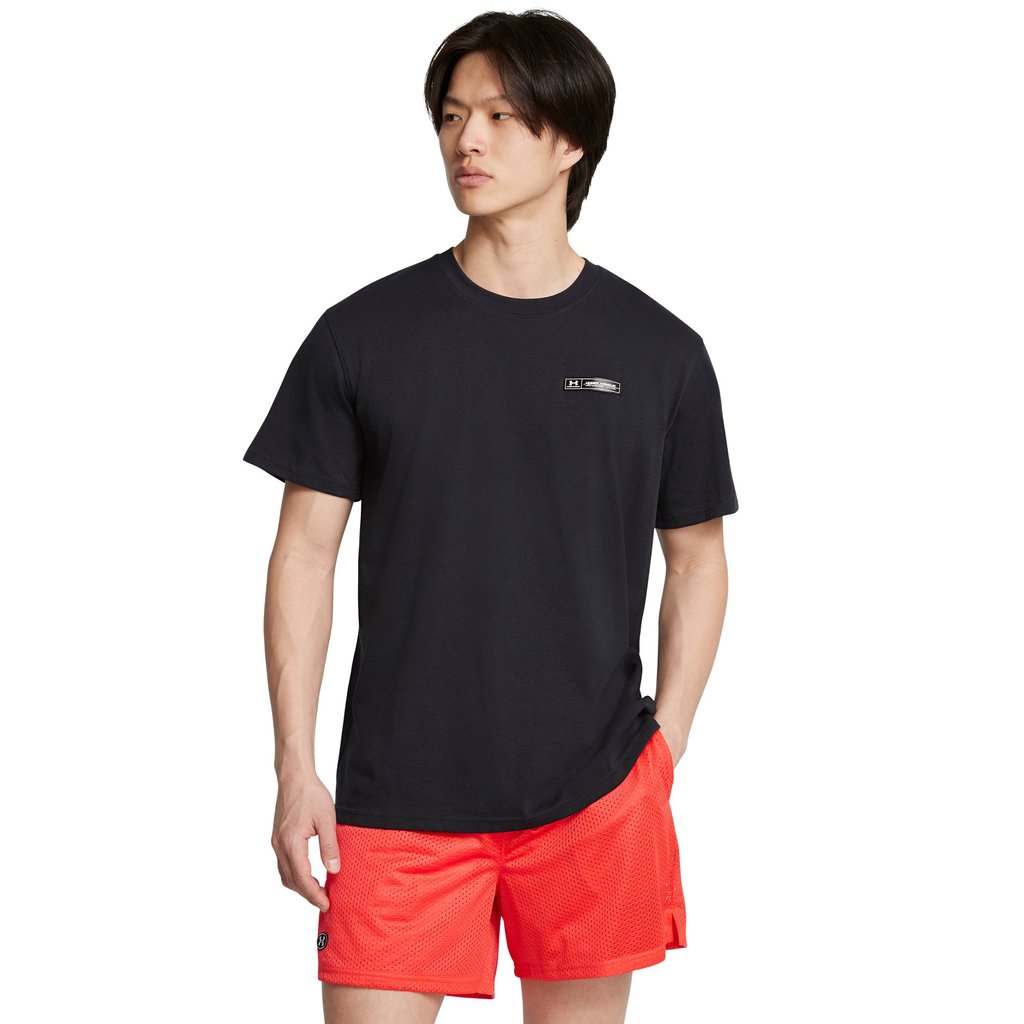 Under Armour เสื้อแขนสั้น UA Heavyweight Armour Label สำหรับผู้ชาย — صورة 2