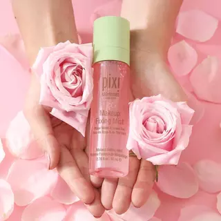 Pixi Makeup Fixing Mist สเปรย์เซ็ตเมคอัพ Rose Water & Green Tea ล็อคเมคอัพติดทน 80ml