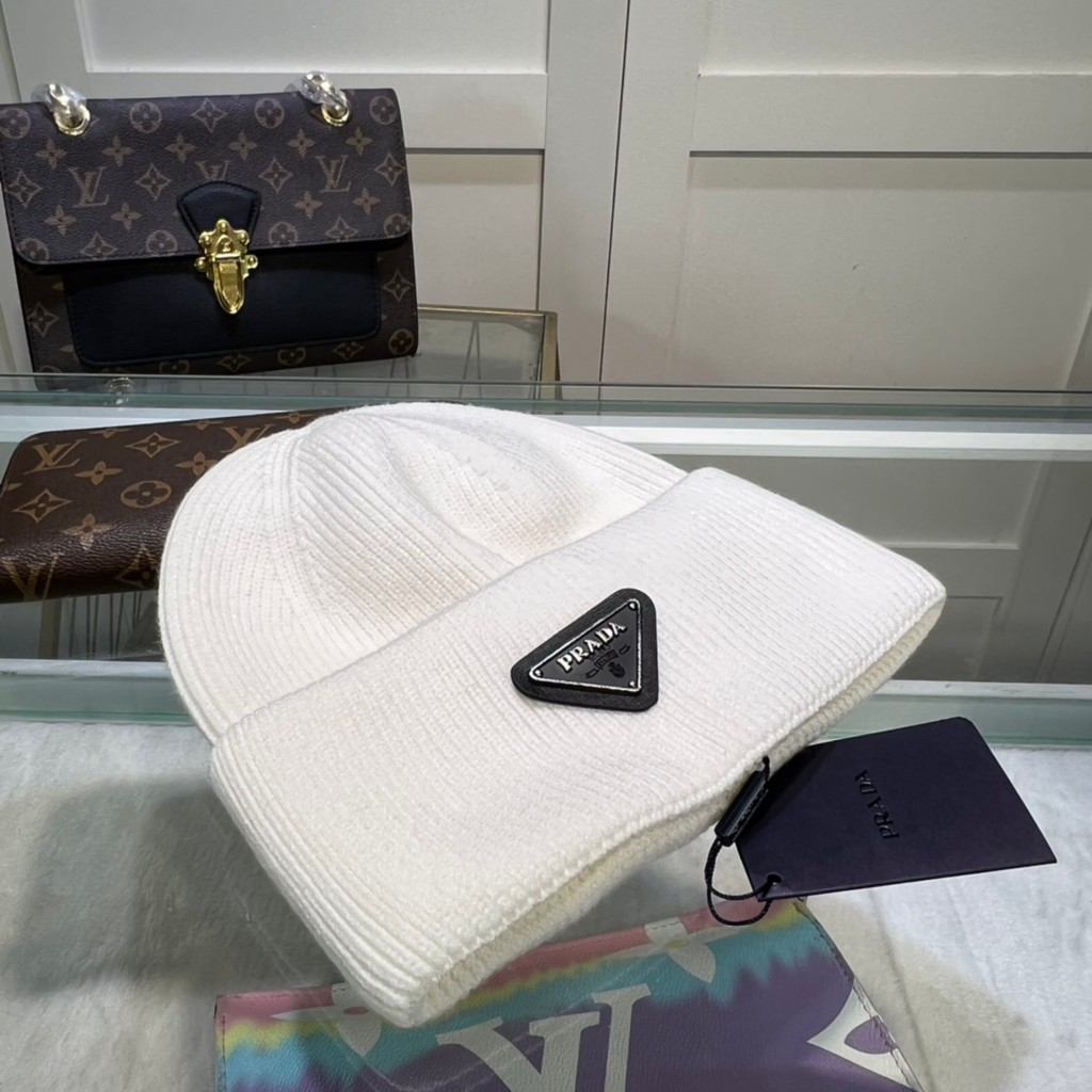 Burberry777 หมวกเบสบอลปักลาย TB สีขาวฤดูใบไม้ผลิฤดูร้อนสไตล์ OL แฟชั่นระดับไฮเอนด์ขั้นพื้นฐาน