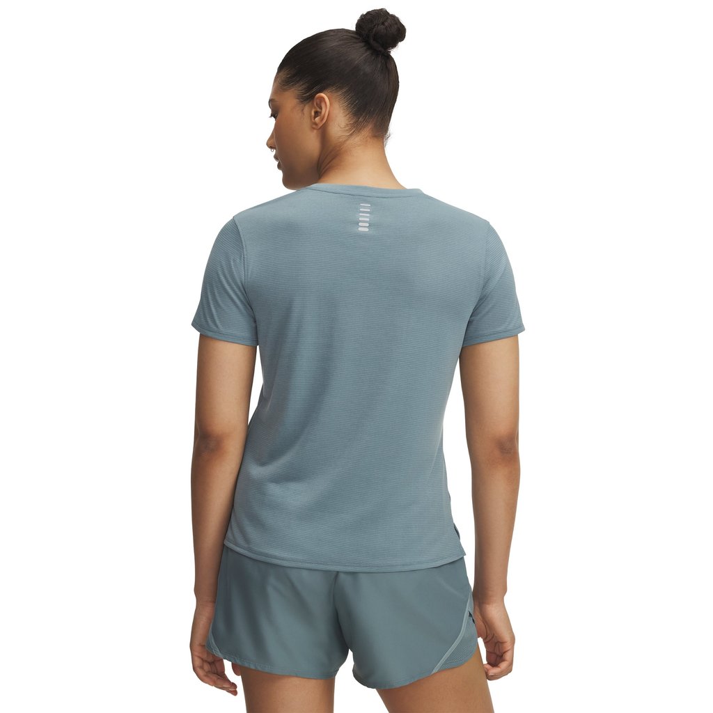 Under Armour เสื้อแขนสั้นสำหรับผู้หญิง UA Launch — صورة 3