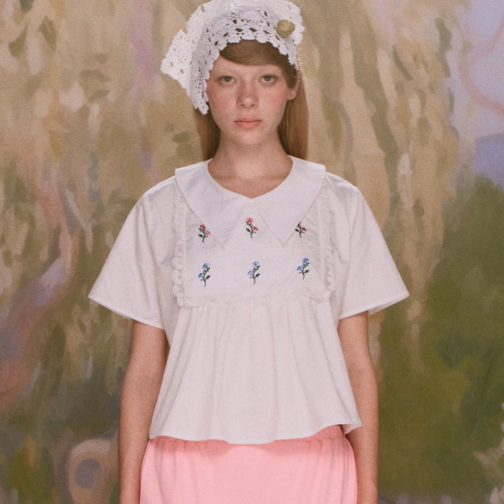 Endless Holiday Belle Doll Top Garden Milk