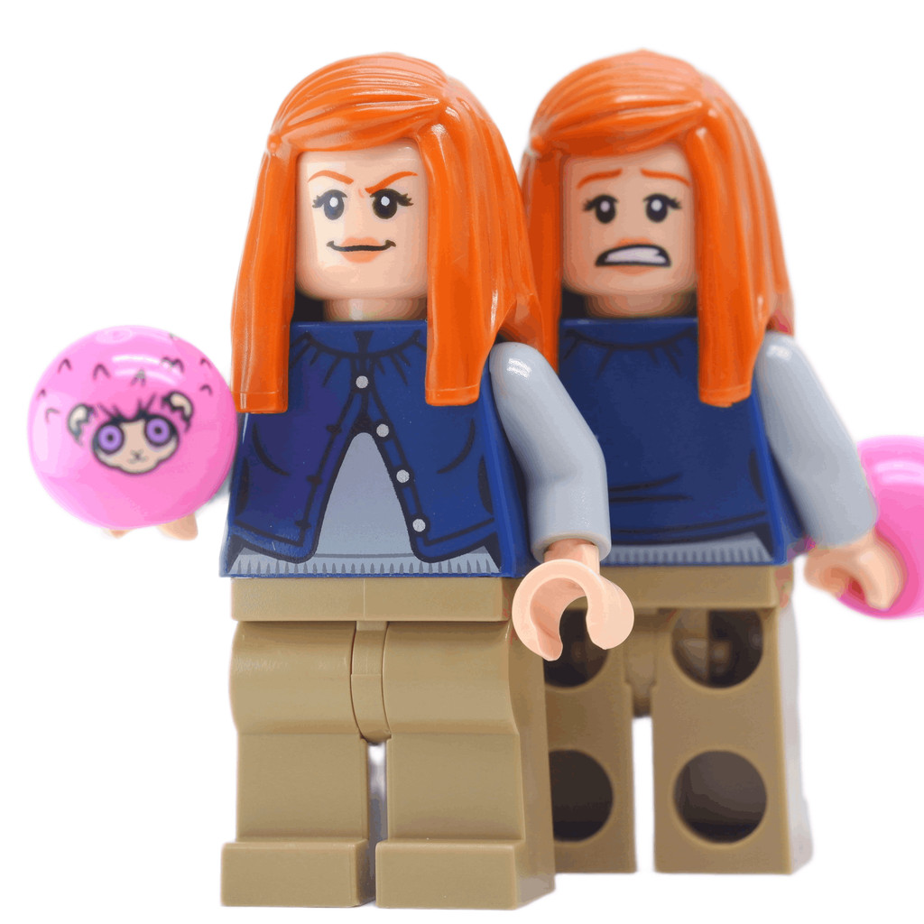 Ploybrick |พร้อมส่ง| Ginny Weasley Dark Blue Cardigan with Pygmy Puff จากชุด 76422 Diagon Alley | Ha
