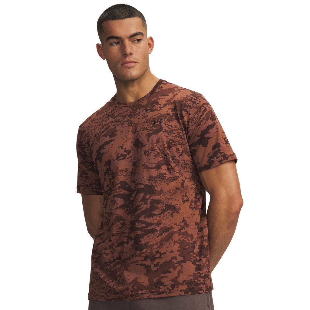 Under Armour เสื้อแขนสั้นสำหรับผู้ชาย UA ABC Camo — صورة 2