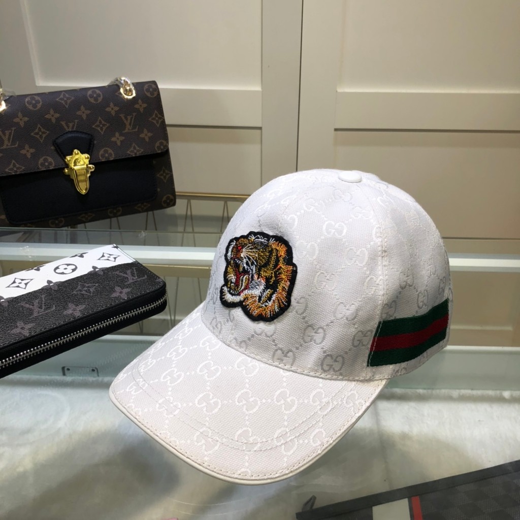 CHANEL444 หมวกกันแดดแฟชั่นโลโก้คลาสสิกสีส้ม