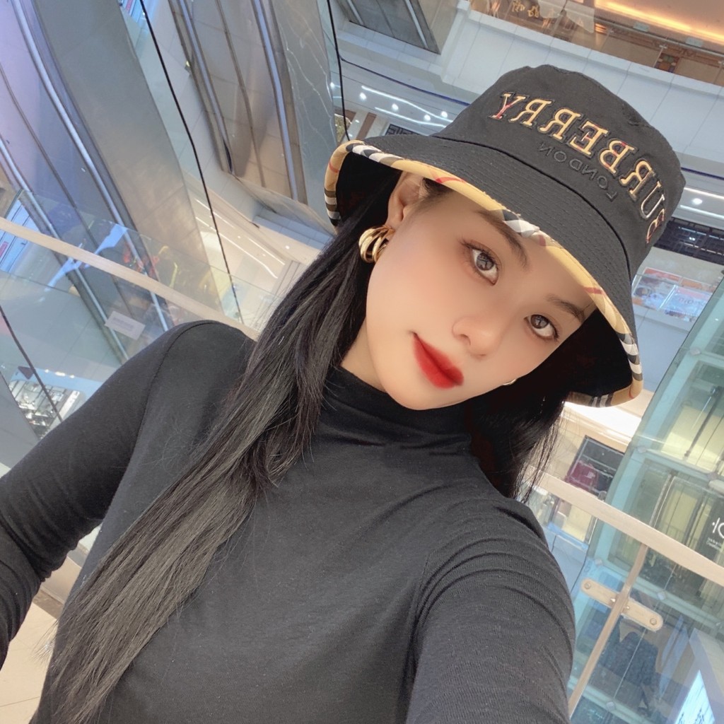 Chanel888 หมวกถักปัก Double C สีดําสีขาว 8