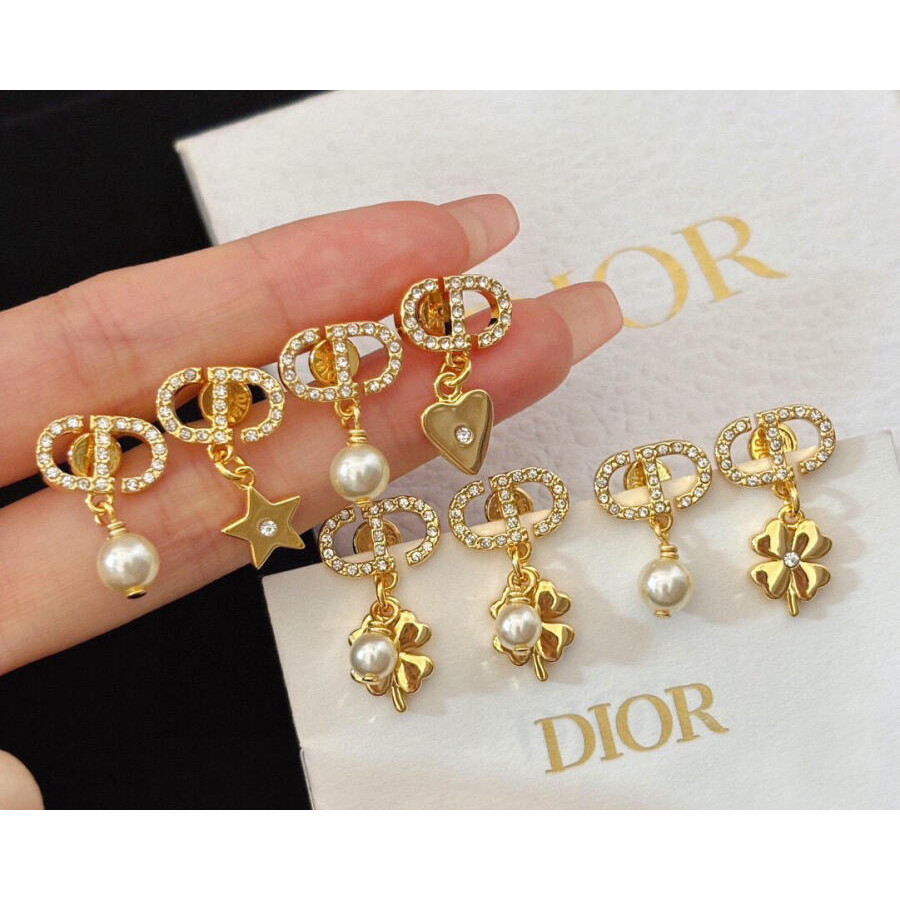 ต่างหูเรียบง่าย/โลโก้ตัวอักษรเหล็กไทเทเนียม/ประณีต/ส่วนบุคคล/สง่างาม ต่างหูต่างหูสตั๊ดผู้หญิงเครื่องประดับ - รูปที่ 7