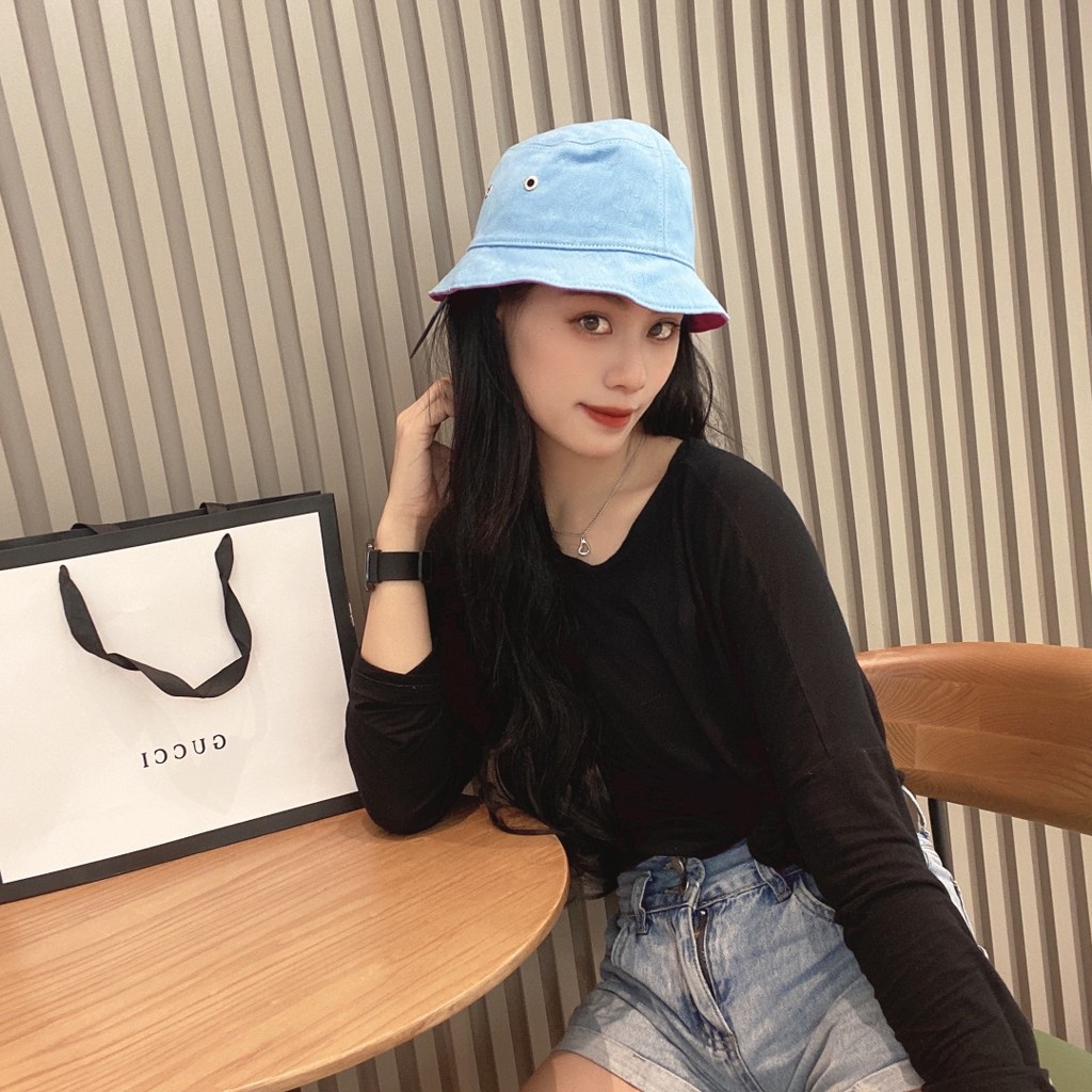 PRADA666 Black Triangle Logo Bucket Hat All-Match