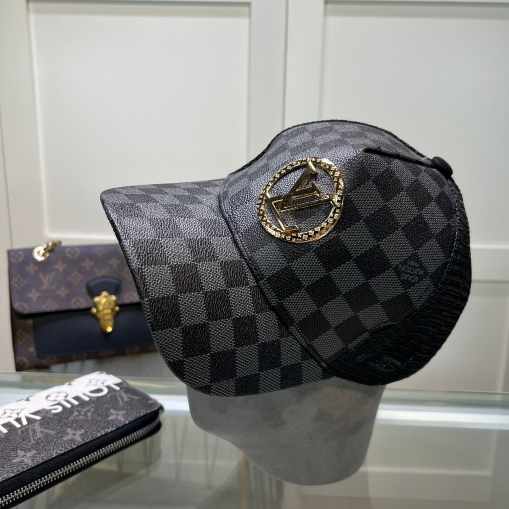 Chanel999 หมวกเบสบอลสีดําปักลาย Double C สีขาว 7