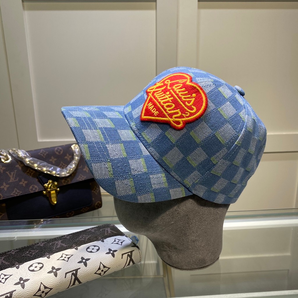 Burberry777 หมวกเบสบอลปัก Black White Classic TB 2525