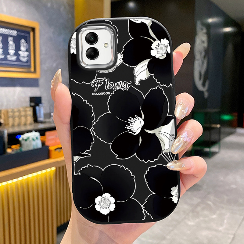 เคสสำหรับ Samsung Galaxy A04 M04 F04 A04E M13 5G เคสTPUกันกระแทกลายดอกไม้ดำขาว