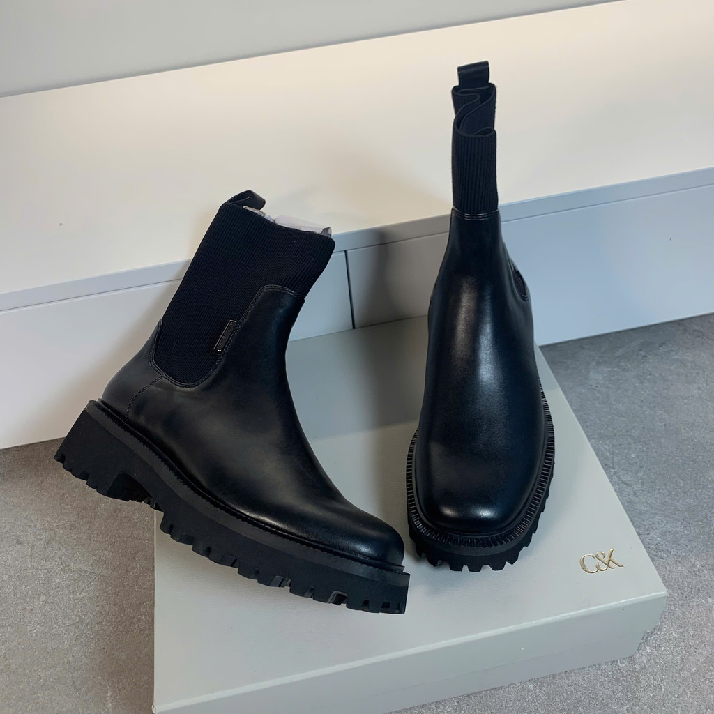 รองเท้า CNK คอปกยางยืดและพื้นหยัก - คุณภาพแท้