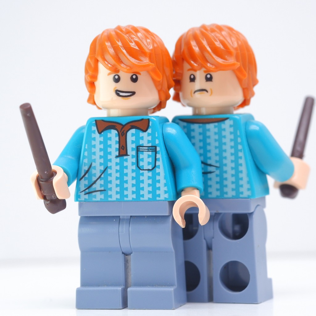 Ploybrick |instock| Ron Weasley Brown Sweater จากชุด 76422 Diagon Alley| Authentic 100%  Harry Potte