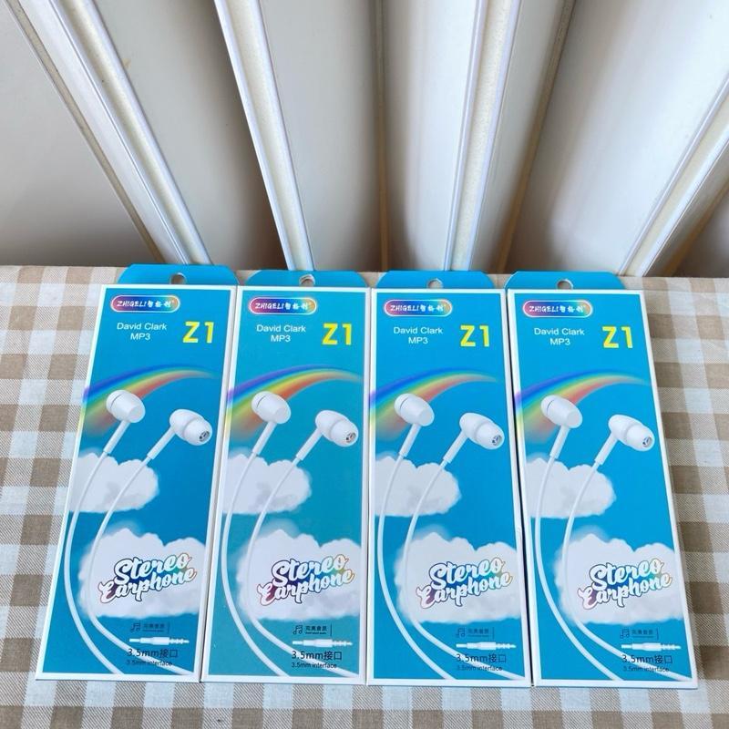 หูฟังสมอลล์ทอล์ค สีขาว ใช้สำหรับฟังเพลง ดูหนัง ดู YouTube