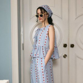 lookbookpetite rosie top (adult) blue pommette เสื้อผู้หญิงแ…