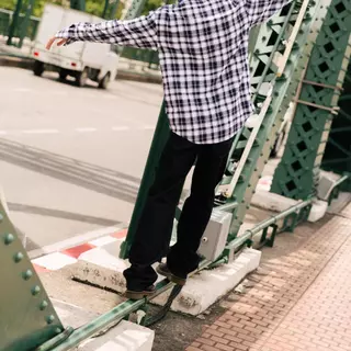HARA HMR1-9016-02 Midnight Wide Regular fit jeans กางเกงยีนส์ มิดไนท์ ด้ายเทา ขากระบอก 9 นิ้ว Midnight Classic
