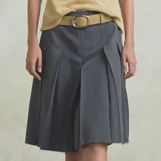 Girlfriend Comfort - Carmen Midi Skirt (พร้อมส่ง) - กระโปรงอัดจีบ (มีให้เลือก 3 สี)