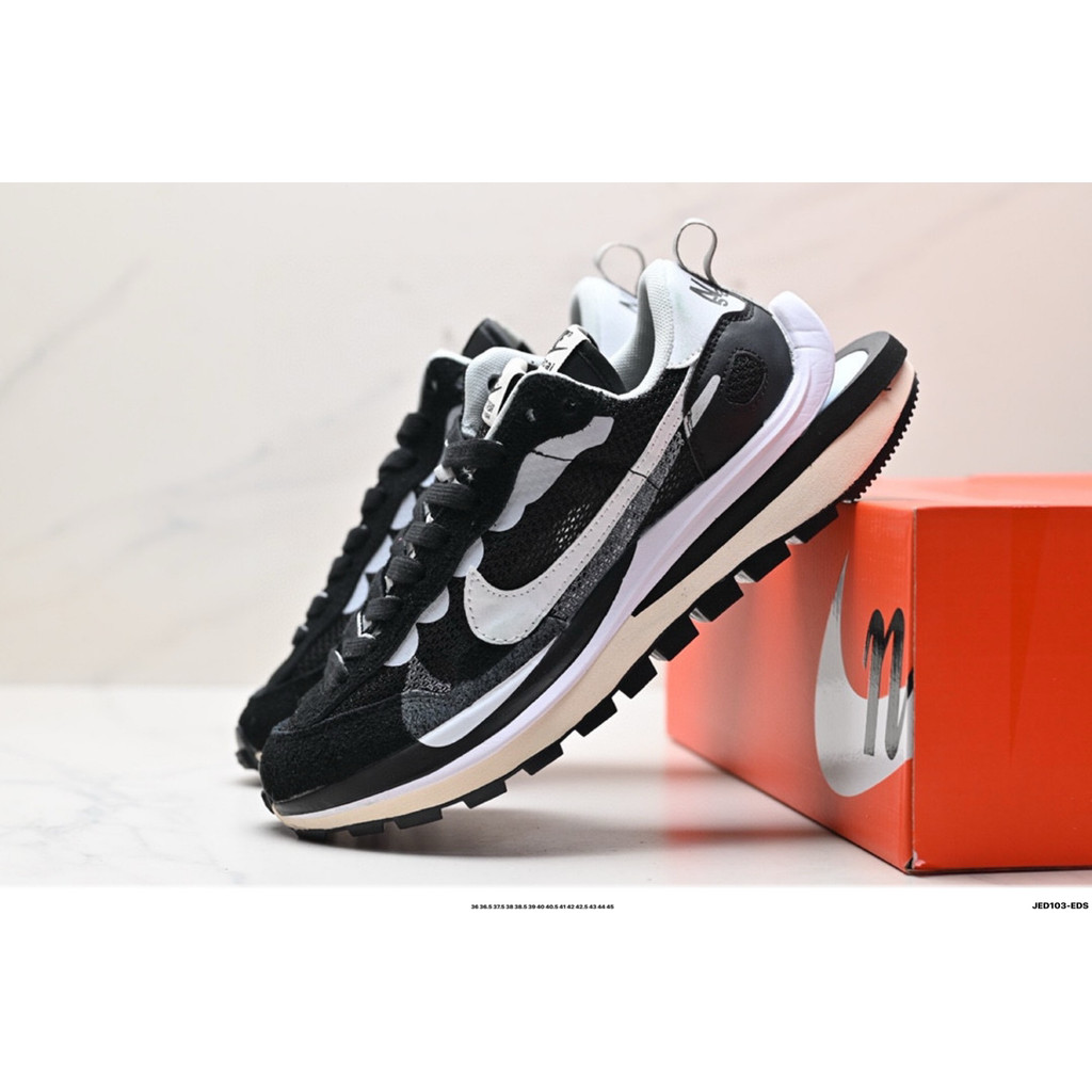 Vaporwaffle Sacai Waffle 50th Anniversary Series Waffle Retro Casual Sports Jogging Shoes Item No.: 