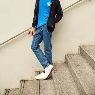 HARA HMS1-9128 Stone-washed Straight Fit Jeans กางเกงยีนส์ สีฟอก ด้ายทอง ขากระบอก 8 นิ้ว Midnight Classic