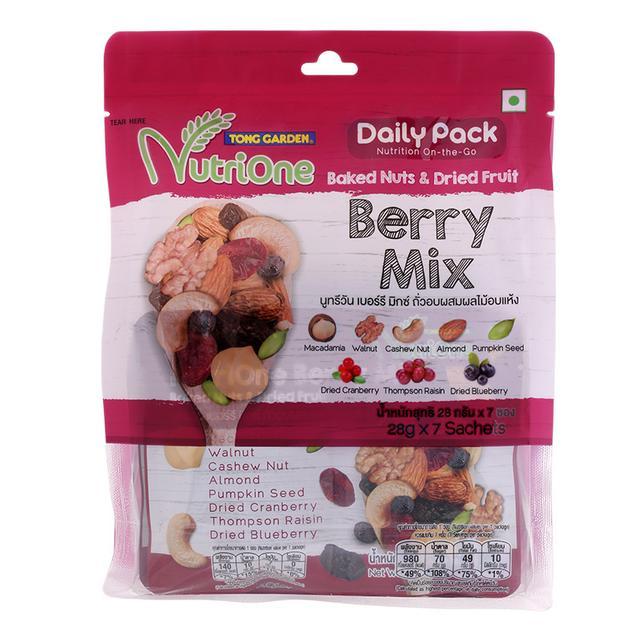 🌷 นูทรีวันเบอร์รีมิกซ์ถั่วอบผสมผลไม้อบแห้ง 196กรัม 🍃 8850291211553 🌻 Nutrione Berry Mix Baked Nuts a