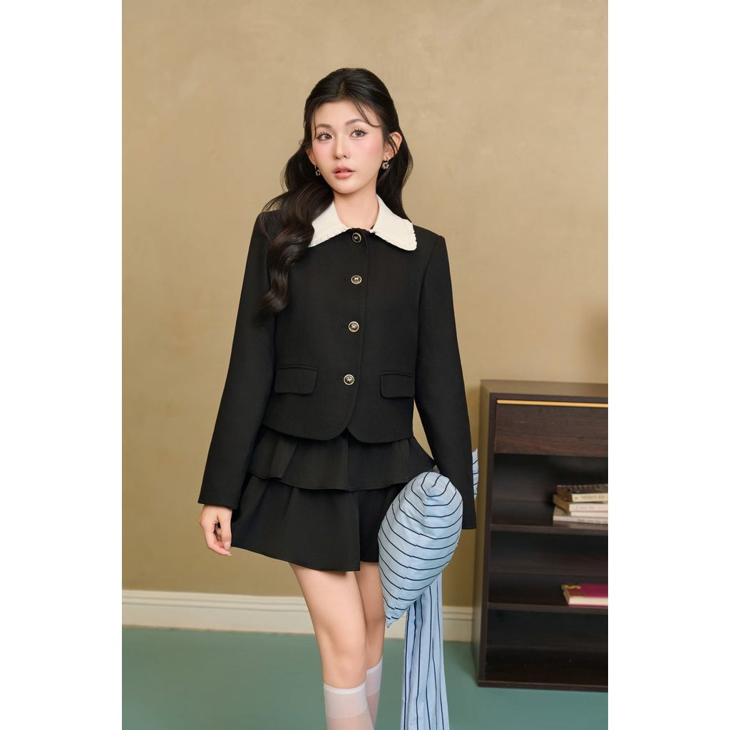 FAD9547 - เสื้อเชิ้ตสํานักงานผ้าหนา ทรงสั้น คอปก เปิด-ลง แขนยาว บอดี้มีกระดุมมุก สําหรับจัดทรง - ม.ค