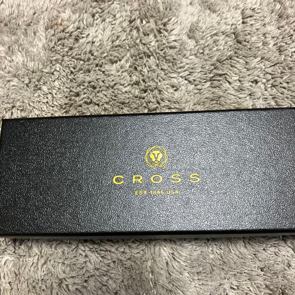 【Direct from Japan】ปากกาหมึกบอลล์พอยต์ CROSS สลักชื่อ T. Sato【Japan Exclusive】