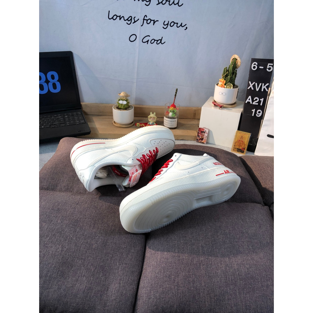 รองเท้าผ้าใบ.Low-top แบบ SU0220-001 สวมใส่ได้หลากหลายโอกาส