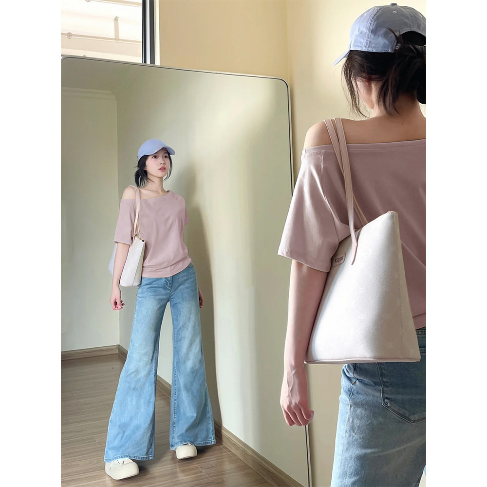 เสื้อยืดผู้หญิงแบบ Diagonal Collar Off-the-Shoulder สไตล์เรียบหรูและสบายในฤดูร้อน