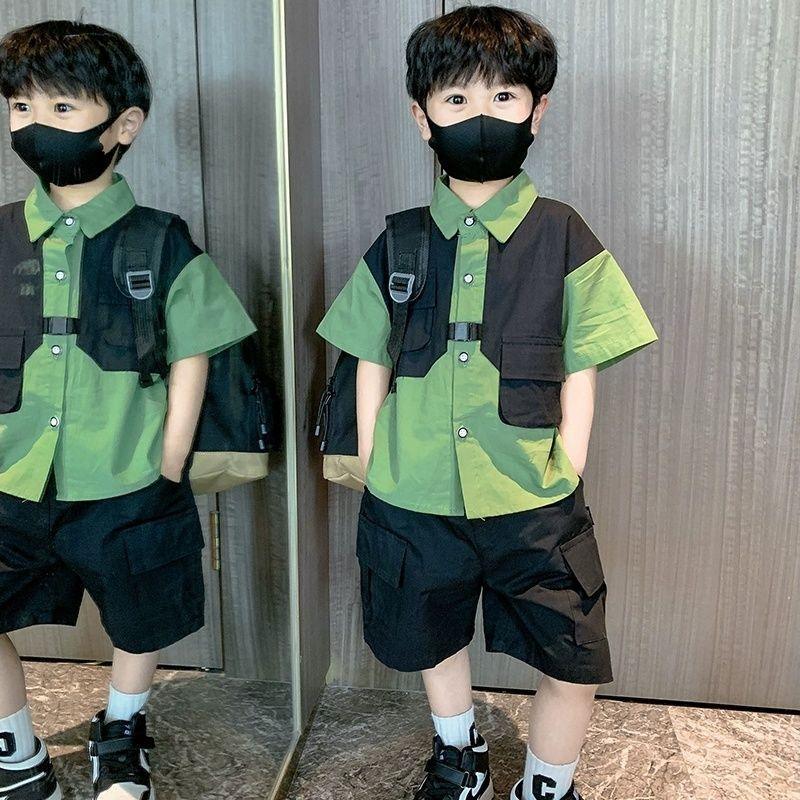 2025 ชุดเครื่องแต่งกายเด็กผู้ชายฤดูร้อนใหม่ – เสื้อผ้าเด็กคาร์โก้สไตล์ถนนเย็นอินเทรนด์