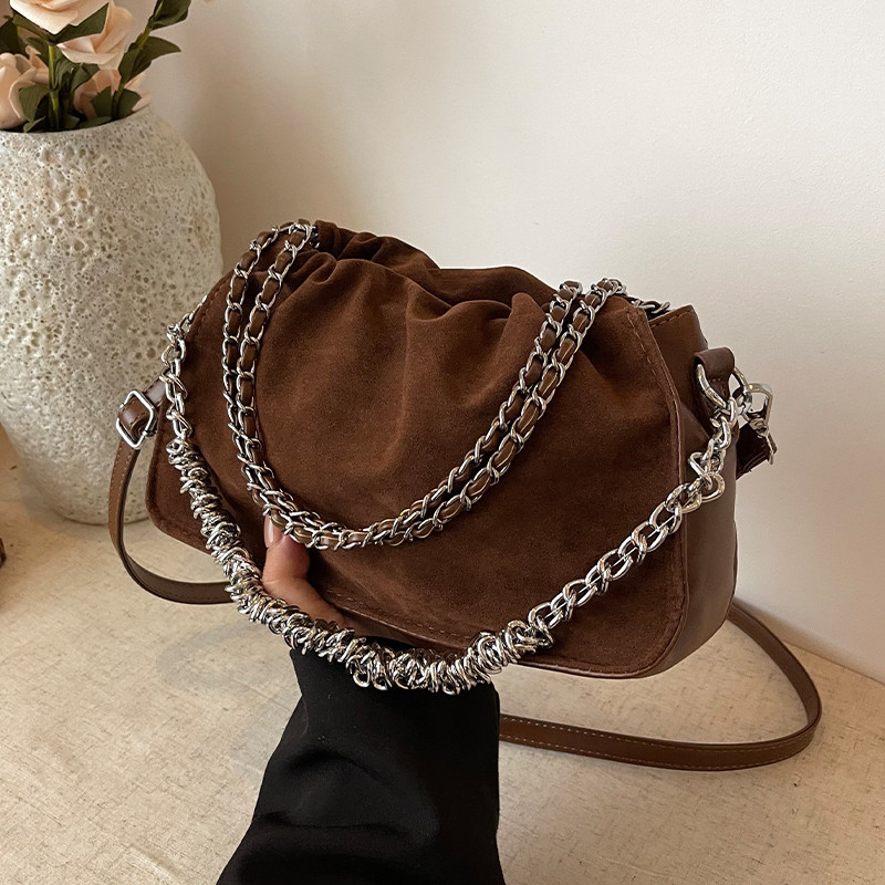 Merad Texture กระเป๋าผู้หญิง 2025 ฤดูใบไม้ร่วงแฟชั่นย้อนยุคอินเทรนด์กระเป๋าสะพายไหล่เดียว High-End Commuter กระเป๋า