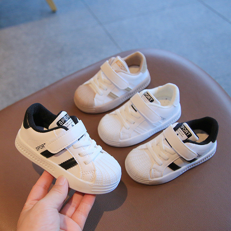 รองเท้าผ้าใบเด็กชาย กันน้ำ สีขาว ขนาดพอดีนิ้ว เหมาะสำหรับเด็กวัยหัดเดิน
