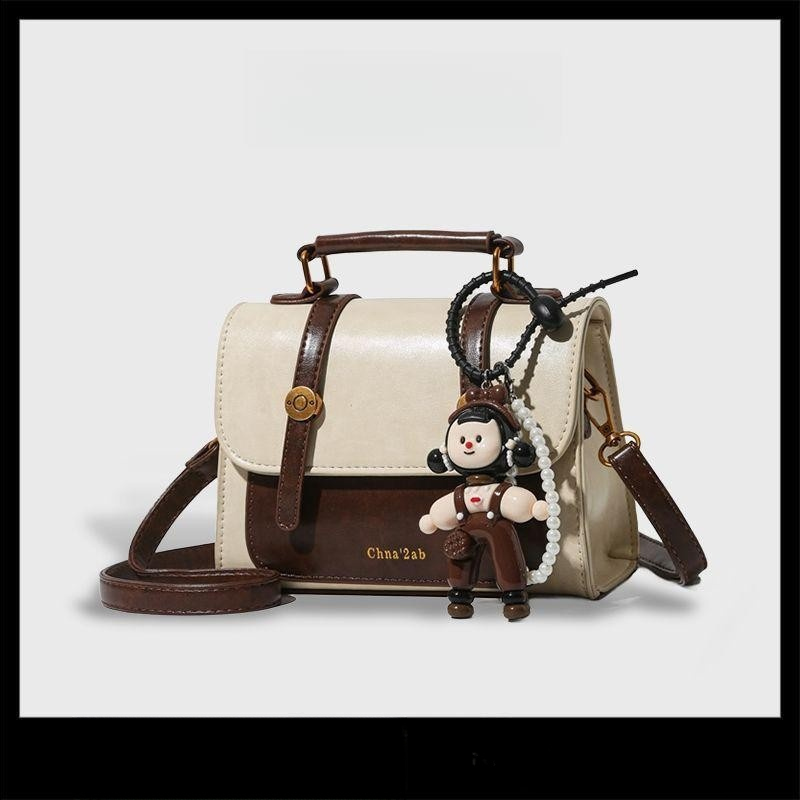 High-End Retroกระเป๋าผู้หญิงสไตล์ใหม่ฤดูใบไม้ผลิฤดูร้อนAll-Match Messengerกระเป๋าแฟชั่นSuper Hotแบบพกพากระเป๋าสี่เหลี่ยมเล็ก - รูปที่ 2