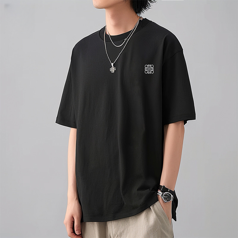 เสื้อยืดแขนสั้นผู้ชาย แบบหลวม สไตล์ใหม่ฤดูร้อน ปี 2025 ผ้าฝ้ายแท้