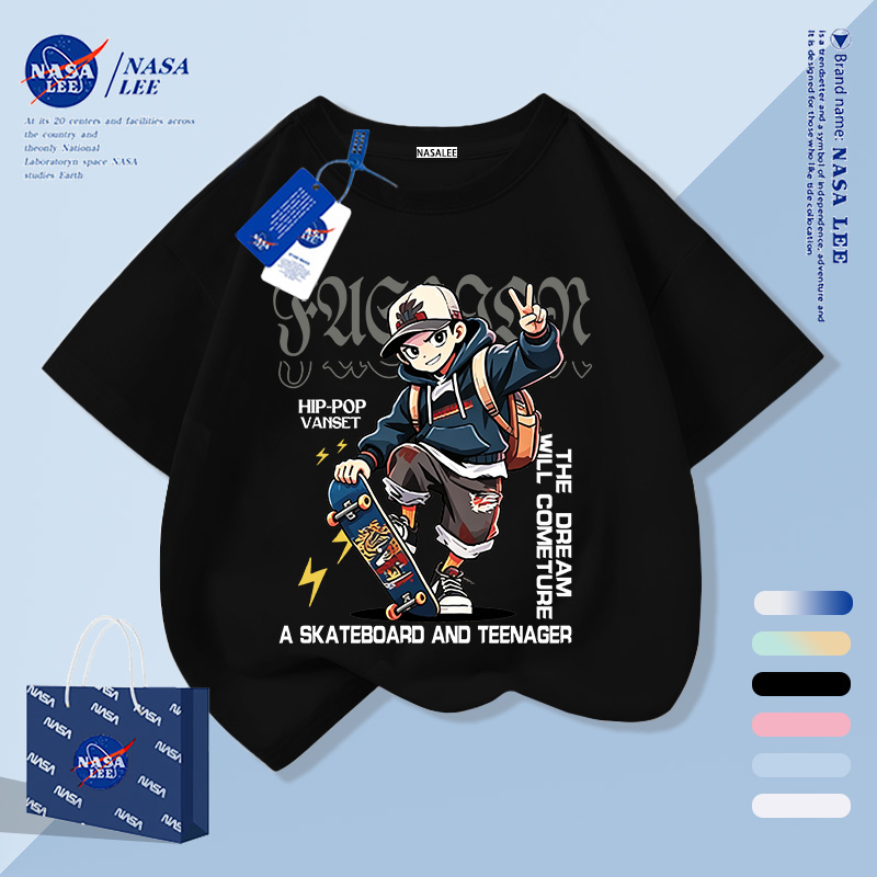[กรุงเทพฯ จัดส่งภายในวันเดียว] เด็กสีดําผ้าฝ้ายแท้ระบายอากาศเสื้อยืดบรรยากาศสเก็ตบอร์ดวัยรุ่นการ์ตูน เด็กๆชอบ รูปแบบน่ารัก3-16ปีหลวมสบายๆเสื้อแขนสั้น