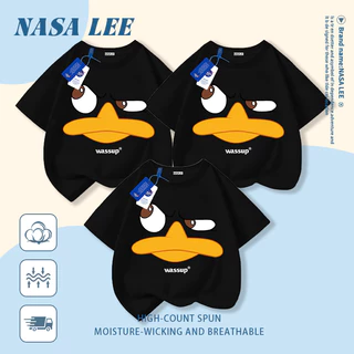 [กรุงเทพฯ จัดส่งภายในวันเดียว] นาซ่า เสื้อยืดผ้าฝ้ายสีดําพ่อแม่และลูกสวมใส่สนุกเป็ดใบหน้าพิมพ์ครอบครัวสามหลวมสบายๆแขนสั
