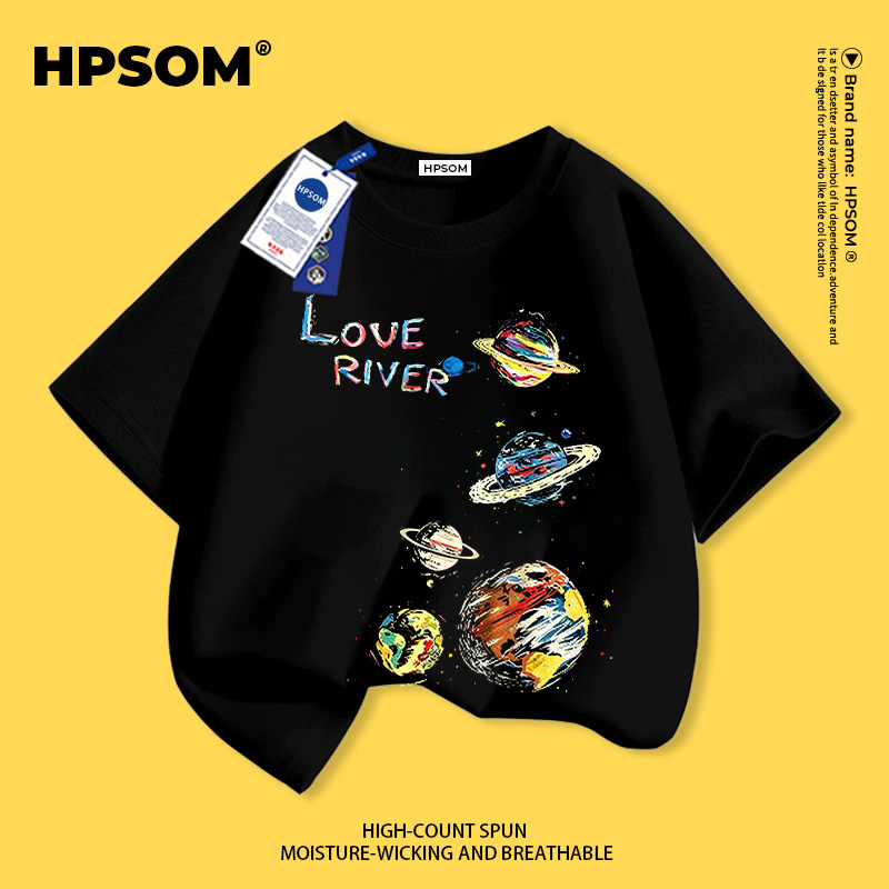 [กรุงเทพฯ จัดส่งภายในวันเดียว] กราฟฟิตี ดาวเคราะห์ พิมพ์เด็กเสื้อยืดครึ่งแขนชายหญิงเด็กฤดูร้อนผิวผ้าฝ้ายสีดําพื้นที่แนวโน้มแขนสั้นเ