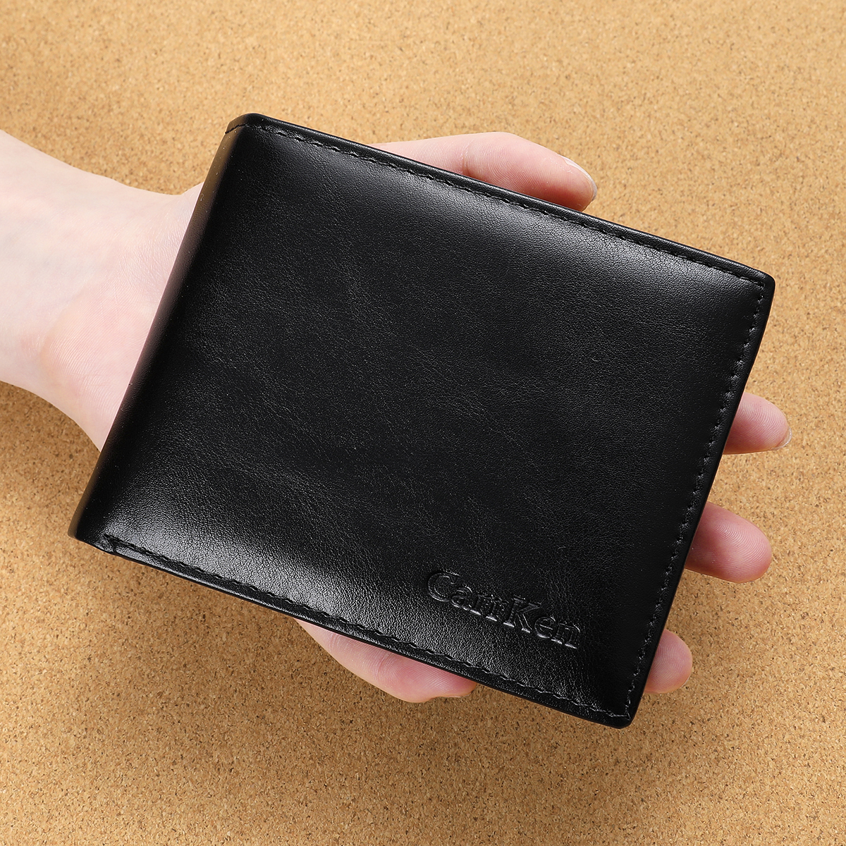 คาร์เคน กระเป๋าสตางค์หนังผู้ชายสั้นพรีเมี่ยมนูนจดหมาย-สีทึบเรียบง่ายพับสองสล็อตผู้ถือบัตรเครดิต - รูปที่ 5