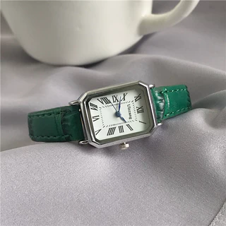 Niche Vintage นาฬิกาควอทซ์กันน้ําการออกแบบสี่เหลี่ยมเล็กเข็มขัดหรูหราสําหรับผู้หญิง