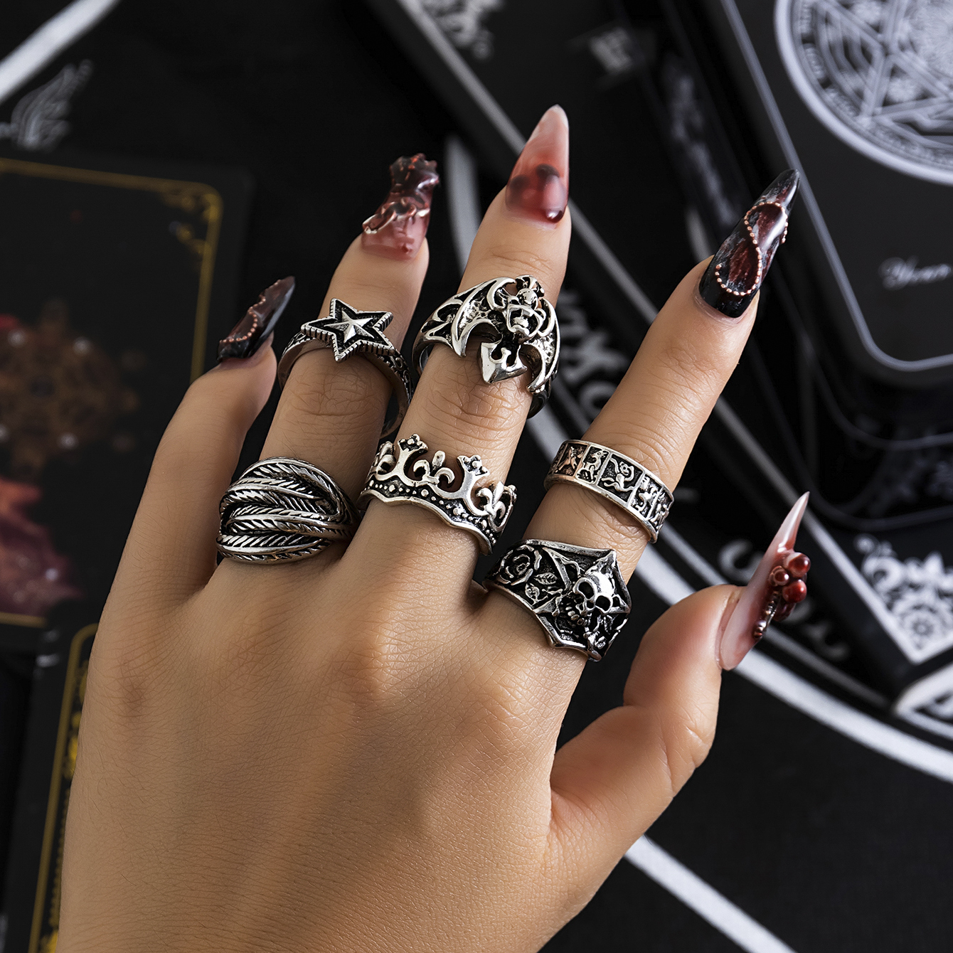 ชุดเครื่องประดับ แหวนนิ้วมือ ลายกะโหลก Viking สไตล์วินเทจ เหมาะกับของขวัญ แฟชั่นสําหรับผู้ชาย และผู้หญิง 2024 6 ชิ้น
