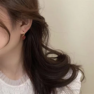 1คู่สีแดงวินเทจหัวใจหูคลิปอินเทรนด์เก๋ต่างหูสําหรับผู้หญิงเครื่องประดับที่สง่างาม