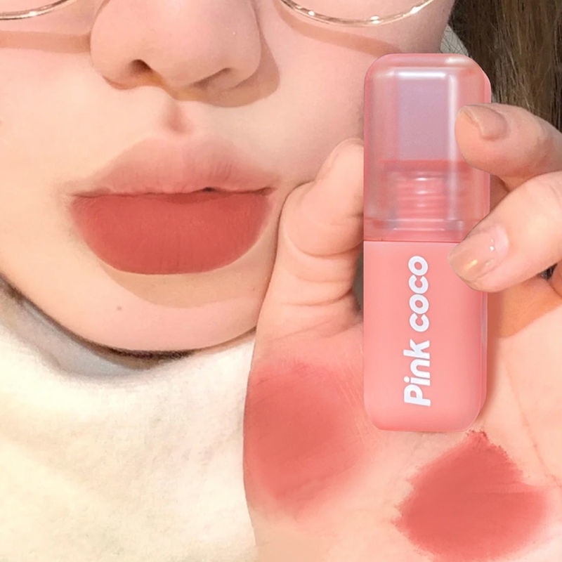 Pink COCO Matte Lip Glaze Liquid Lip Tint Lip Mud ลิปกลอสติดทนนานไม่ง่ายที่จะจางหายลิปสติก