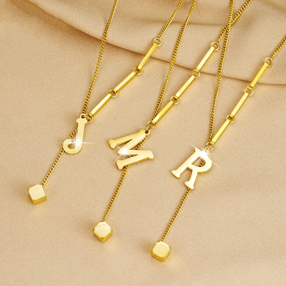 สร้อยคอสเตนเลส ทอง 18K จี้ตัวอักษร เครื่องประดับ สําหรับผู้หญิง