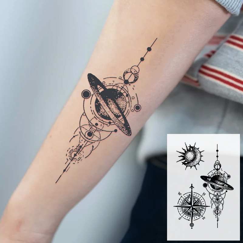 ใหม่ ใหม่ สติ๊กเกอร์สักกันน้ำลาย纹ส่วนจักรวาลเข็มทิศวันคืนไม่สะท้อนแสงสำหรับแขนและกระดูกไหปลาร้า