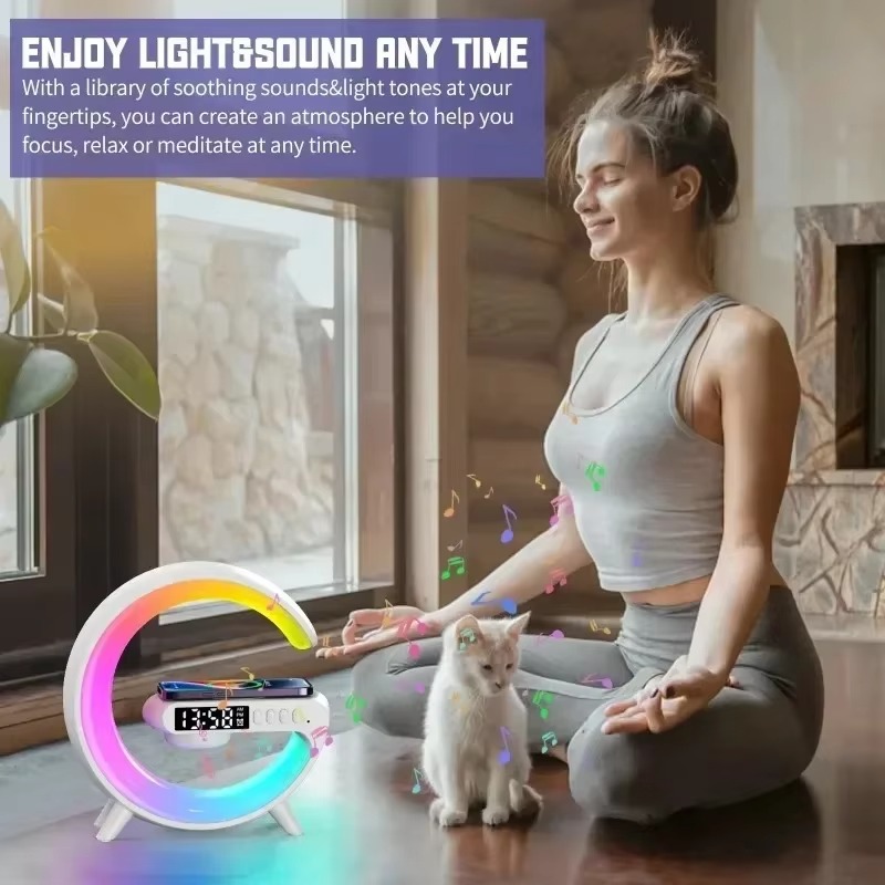 4in1led บรรยากาศ RGB เครื่องชาร์จไร้สายลําโพงบลูทูธโคมไฟตั้งโต๊ะมากกว่า 10 โหมดสีอ่อน