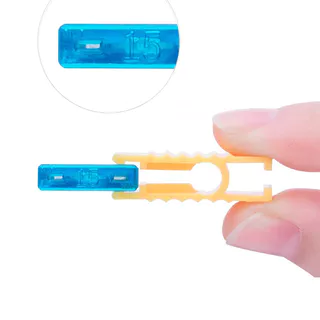 ฟิวส์รถยนต์อลูมิเนียมขนาดเล็ก (100/120 ชิ้น) 32G 6 สเปคที่แตกต่างกัน พร้อมคลิป สำหรับสิ่งจำเป็นในการเดินทางท่องเที่ยวฤดูร้อน